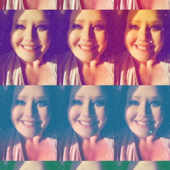 Meet your Posher, Wendi - Picture 1 of 1